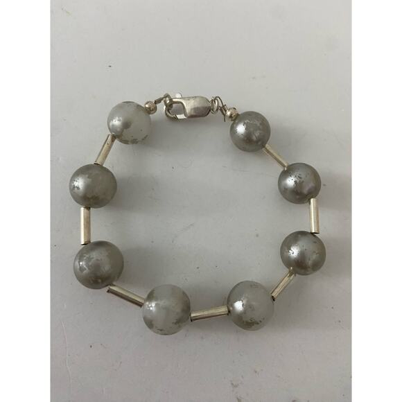 bead bracelet with sterling silver clasp - Picture 4 of 5